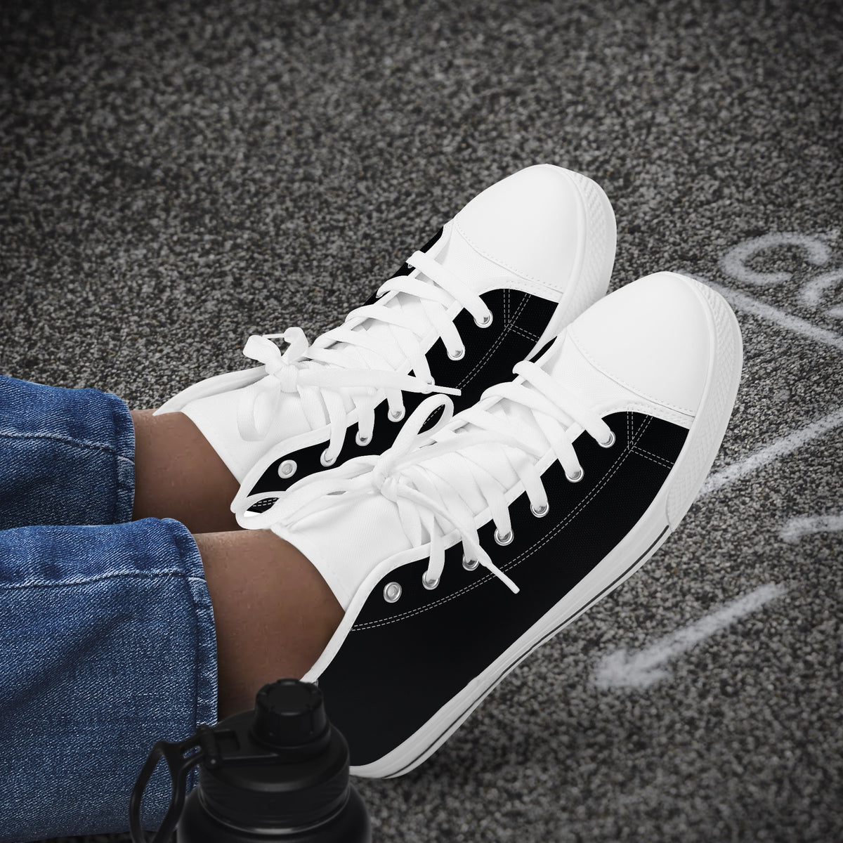 Crake High Top Black laced high top plain color canvas shoes