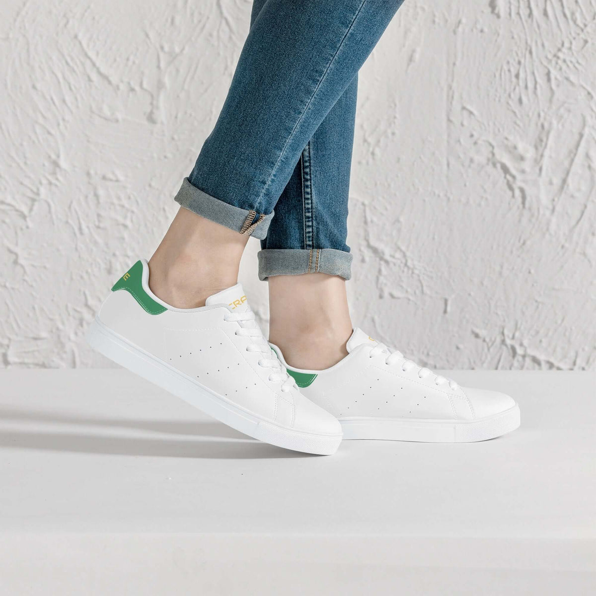 Crake Frida - Green laced minimalist unisex white sneakers